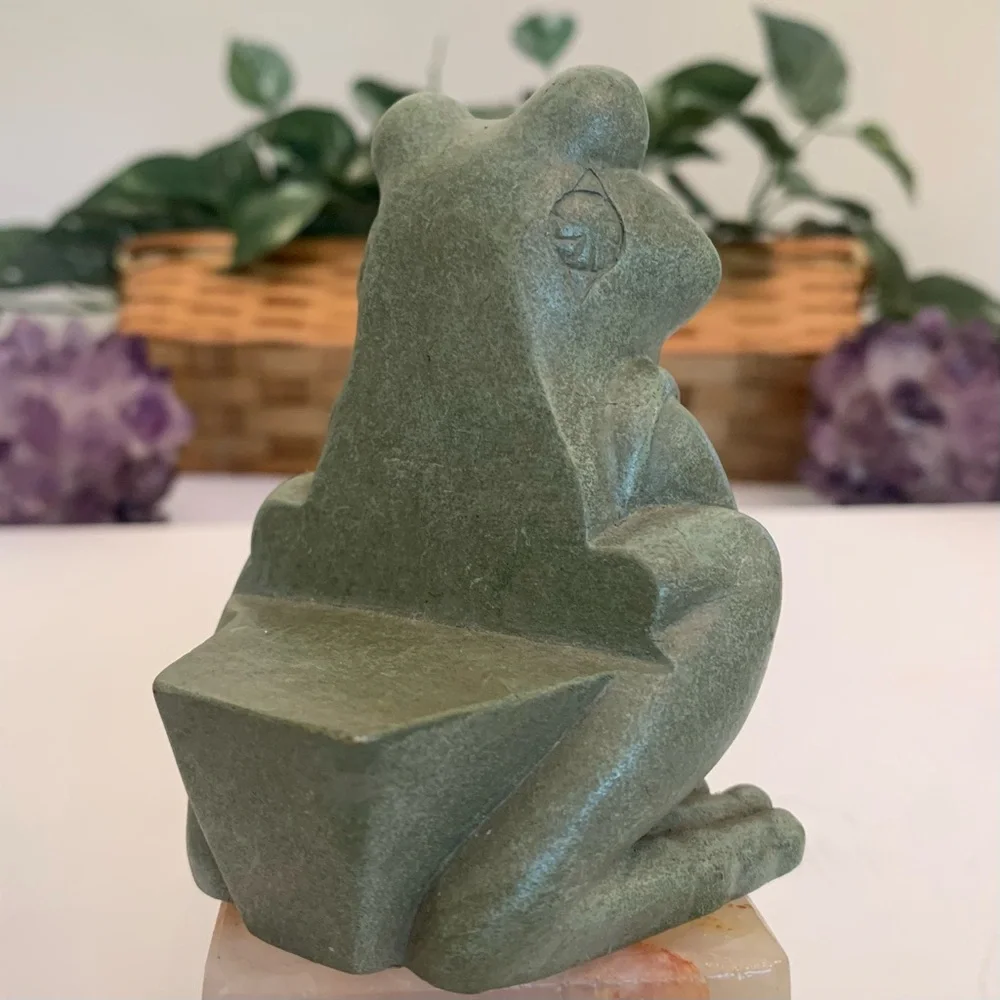 Green Frog Statue Cast Stone Garden Shelf Sitter Indoor Outdoor Figurine 3.5
